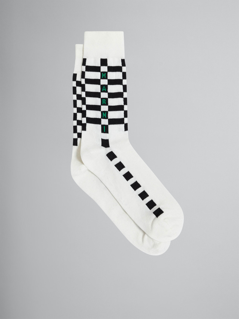 WHITE COTTON AND NYLON SOCKS 1
