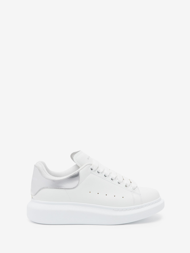 Women's Oversized Sneaker in White/silver 1