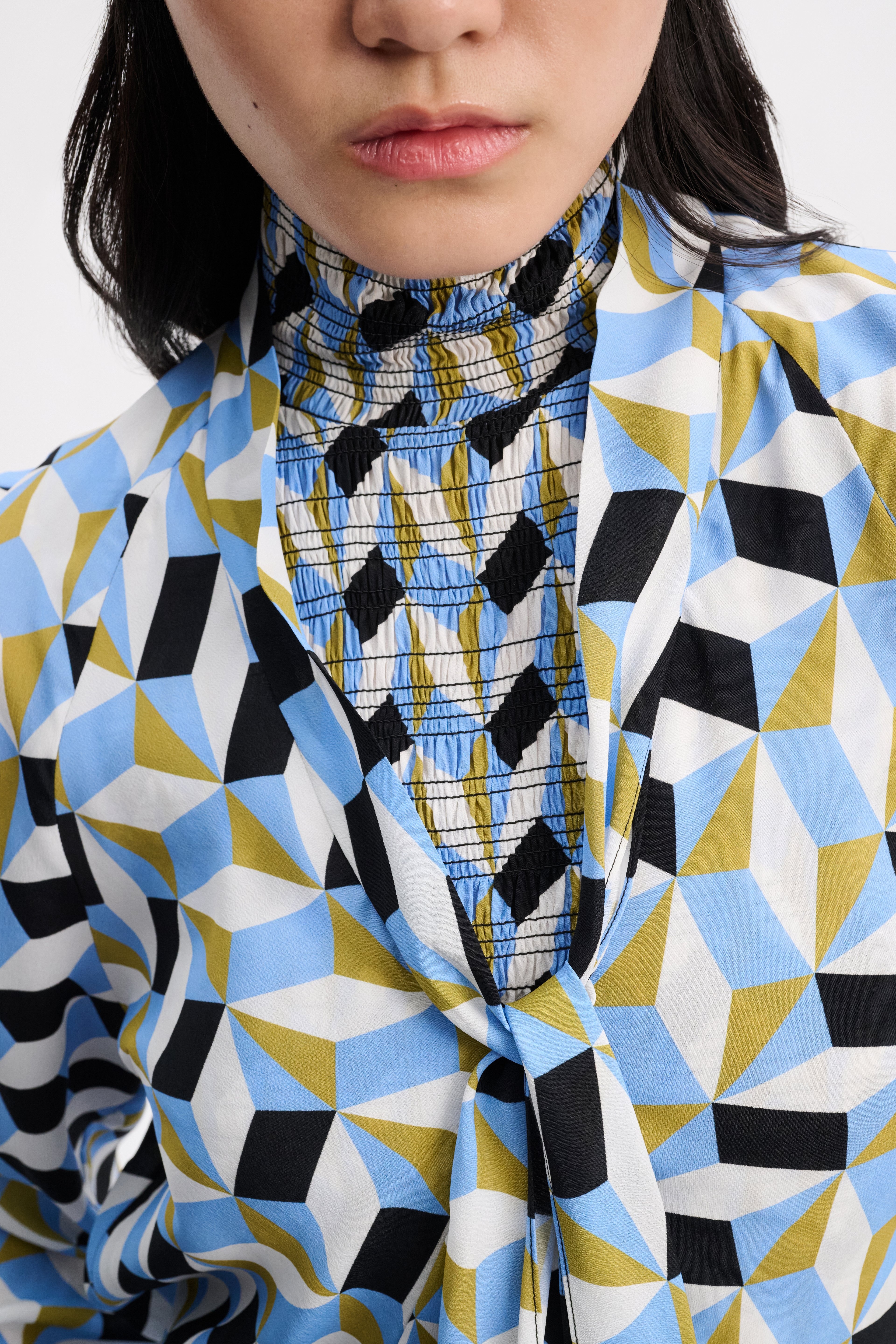 GRAPHIC VOLUMES blouse - 4