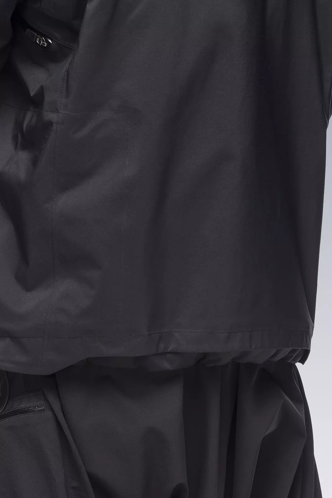 ACRONYM J1A-GTKR-BKS KR EX 3L Gore-Tex® Pro Interops Jacket ACRONYM J1A-GTKR-BKS KR EX 3L Gore-Tex® Pro Interops Jacket