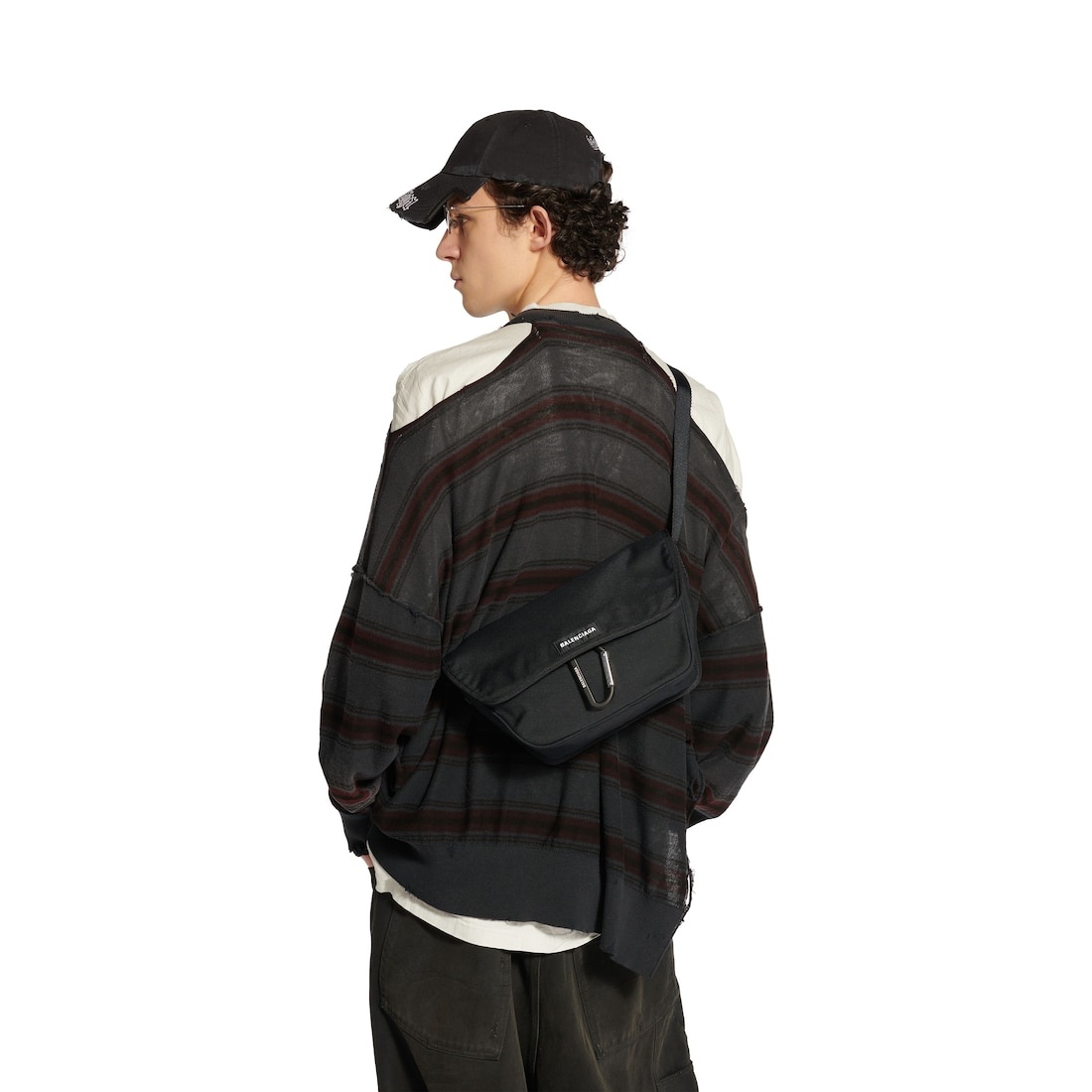Men's Explorer Flap Messenger Bag Small in Black - 7