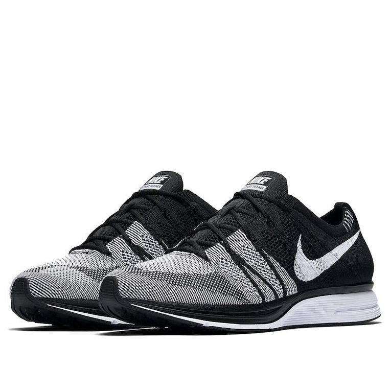 Nike Flyknit Trainer 2018 'Oreo' AH8396-005 - 3