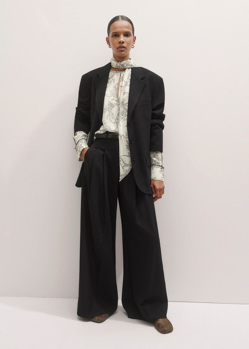 Straight Blouse + Tie 7