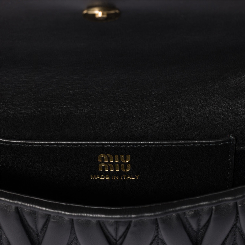 Matelassé nappa leather pouch 4