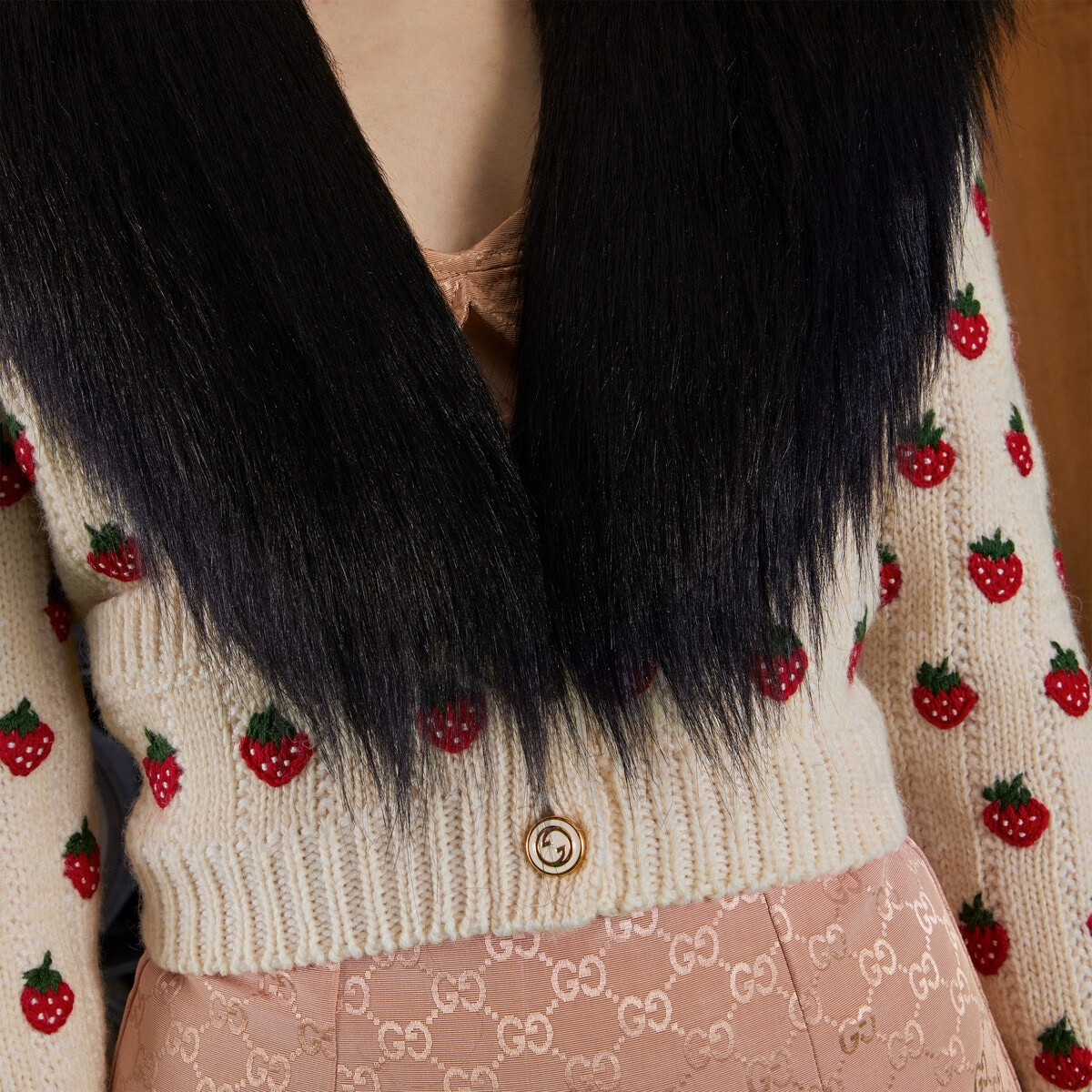 Wool cashmere cardigan with faux fur - 4