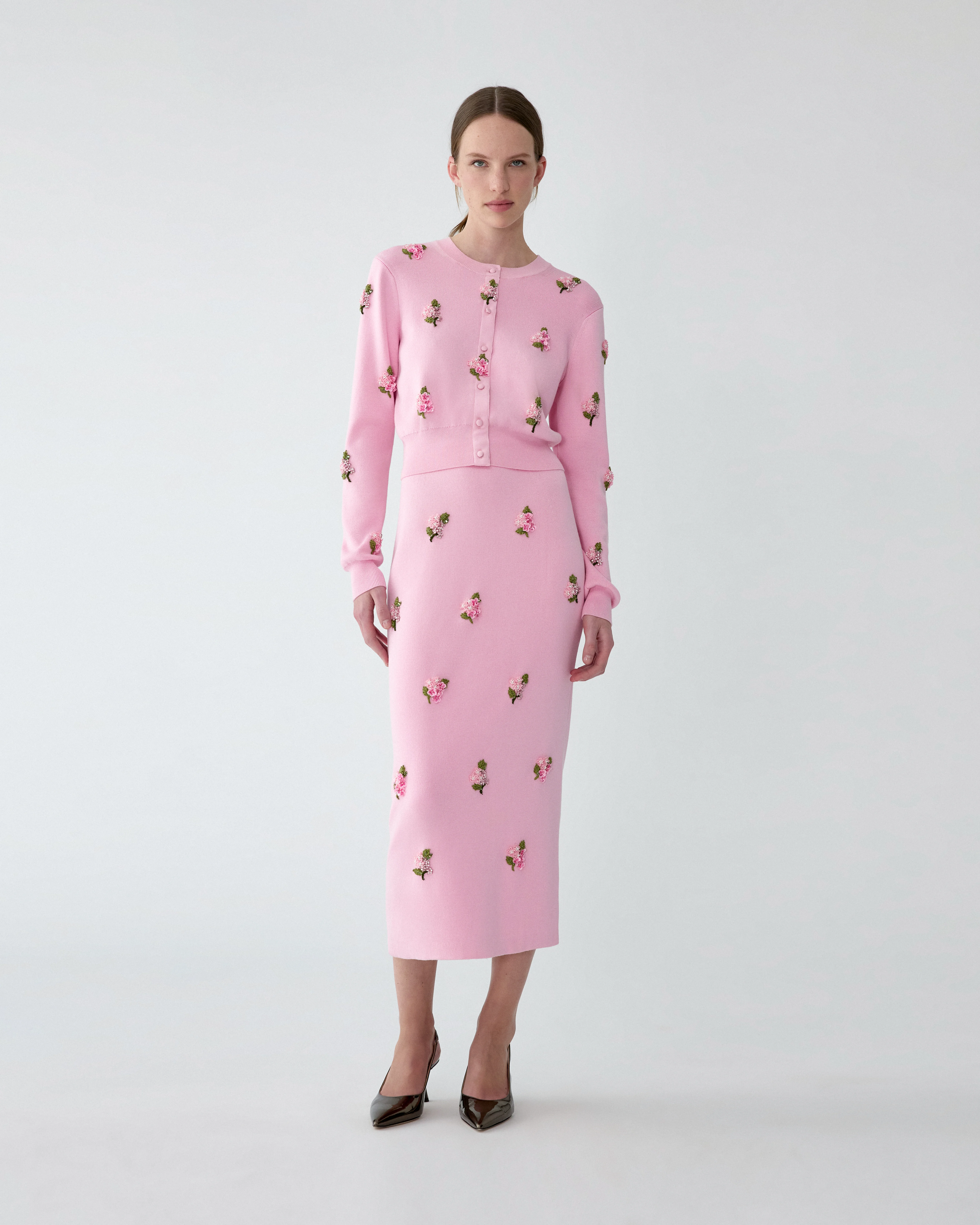 Floral-Embroidered Cardigan - 1