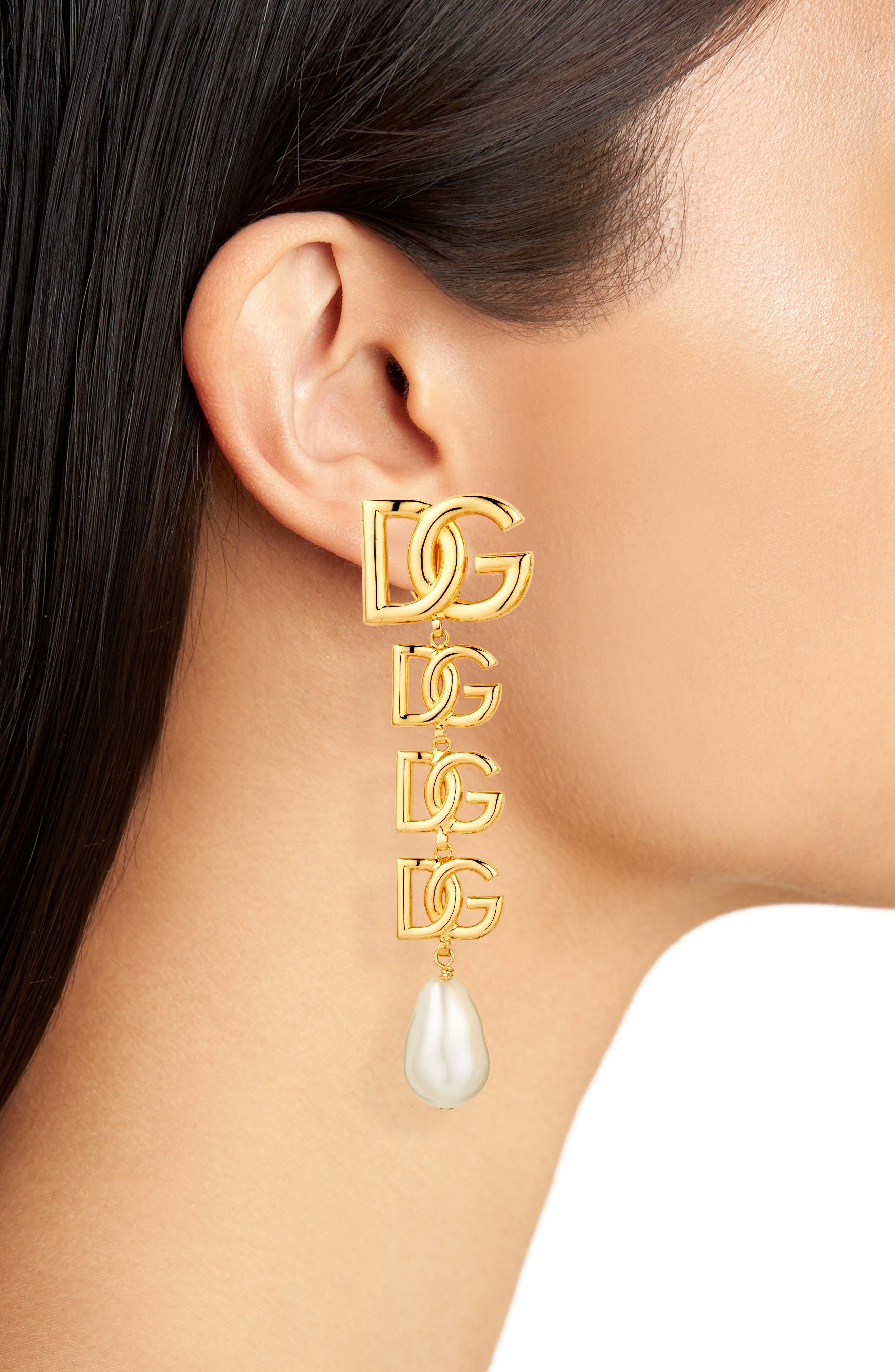 Logo Imitation Pearl Clip-On Drop Earrings - 2