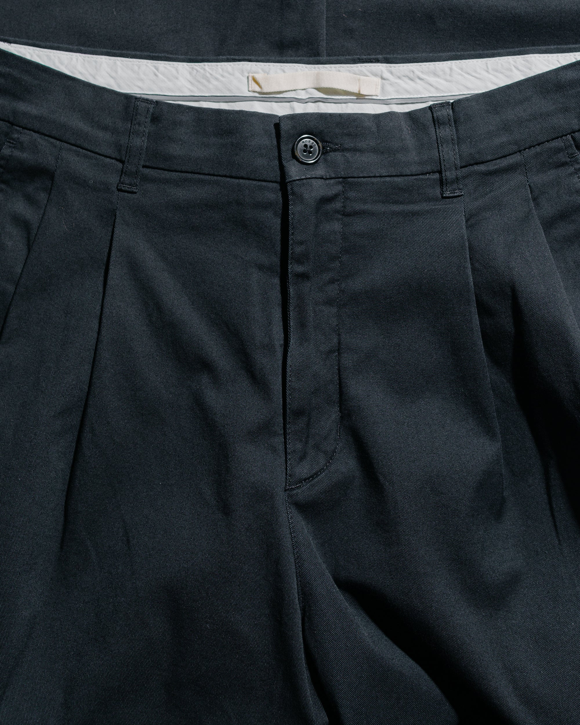 Benn Relaxed Twill Pleated Trouser Black - 5