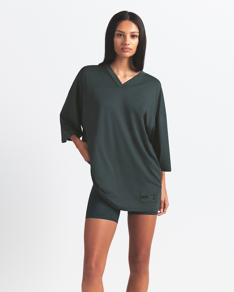 NikeSKIMS Airy Women's Oversized V-Neck T-Shirt 1
