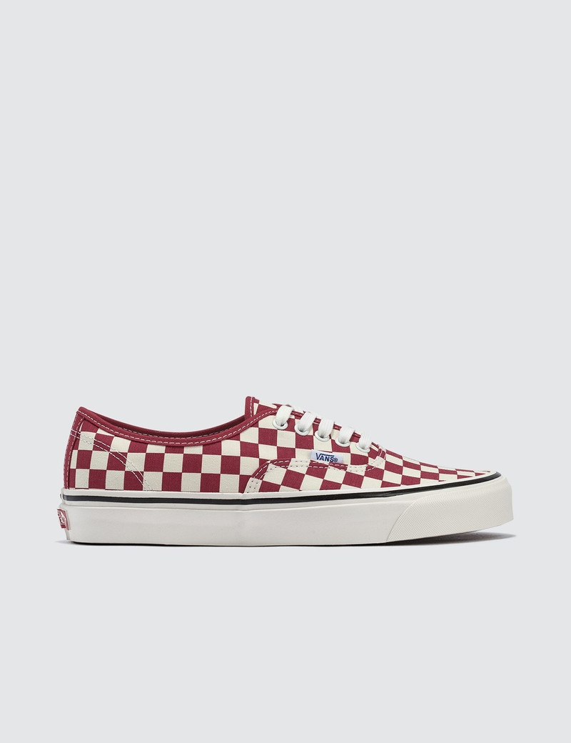 AUTHENTIC 44 DX - 1
