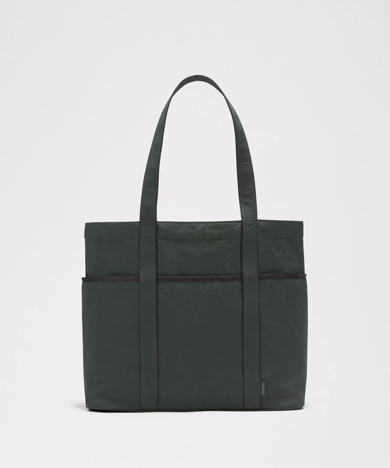 Daily Multi-Pocket Tote Bag 20L 3