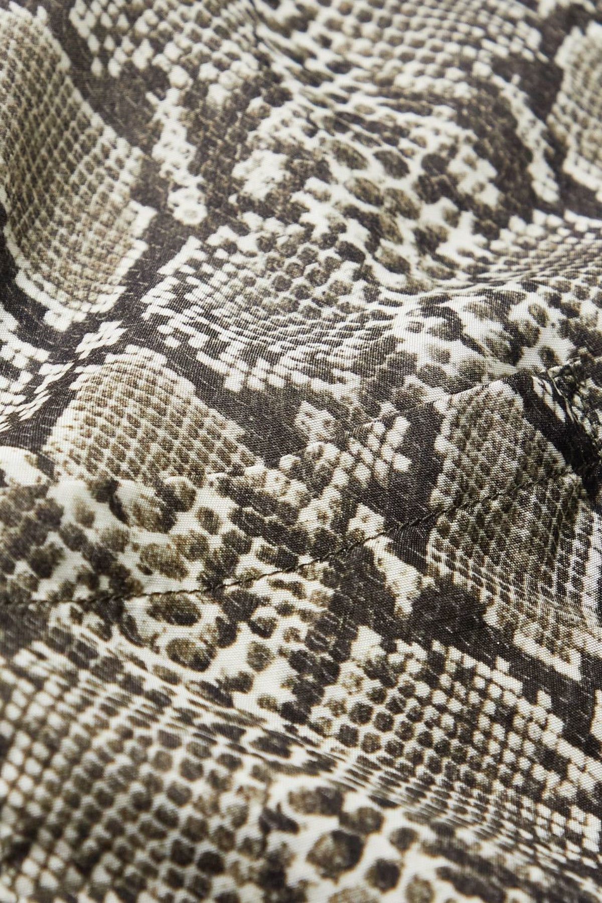 Silk Rayon Python WRANGLE Collar Aloha - Grey - 3