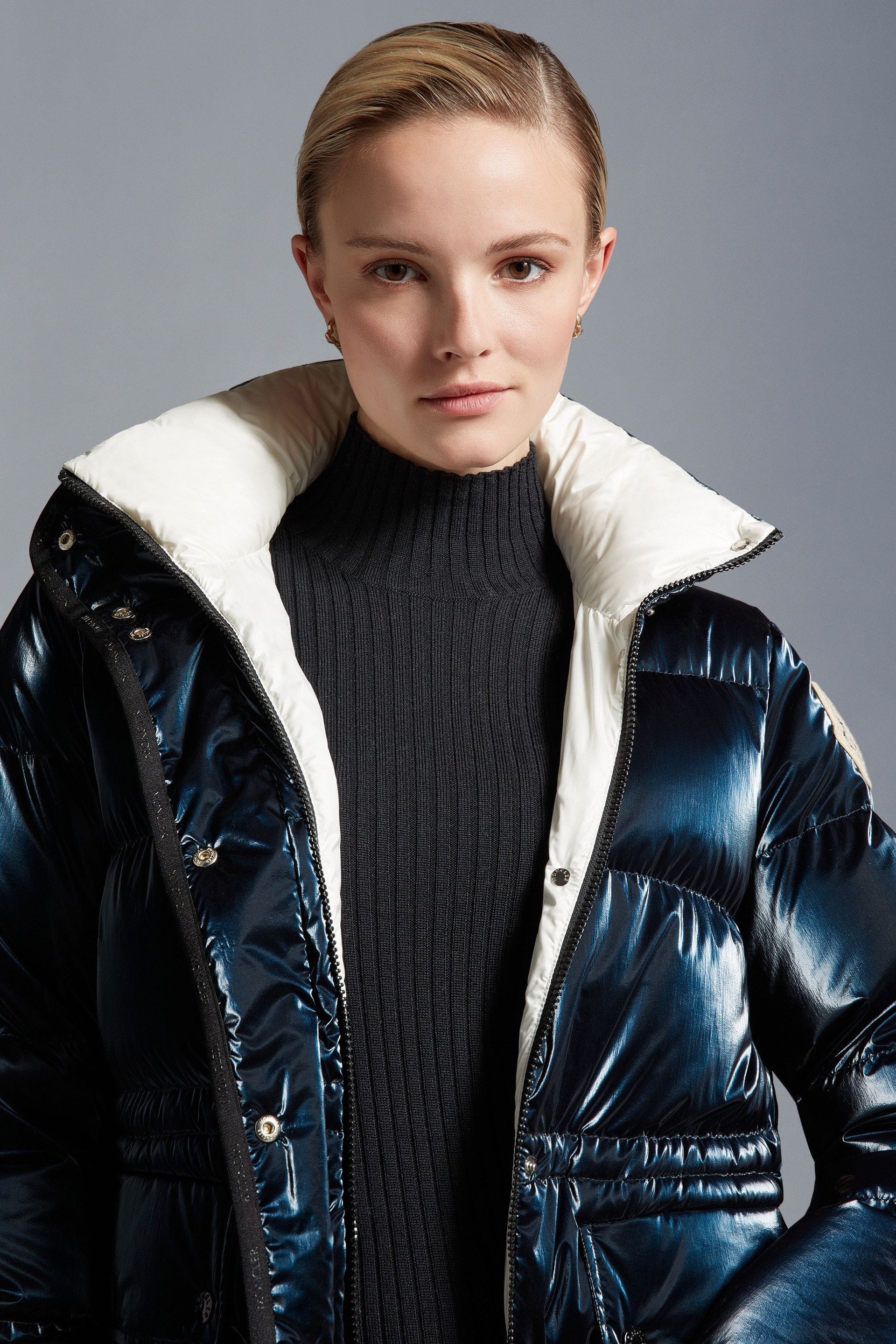 MONCLER 2023/24秋冬新作 フード付きダウンジャケット HERAULT MONCLER 2023/24秋冬新作 フード付きダウンジャケット JASEUR