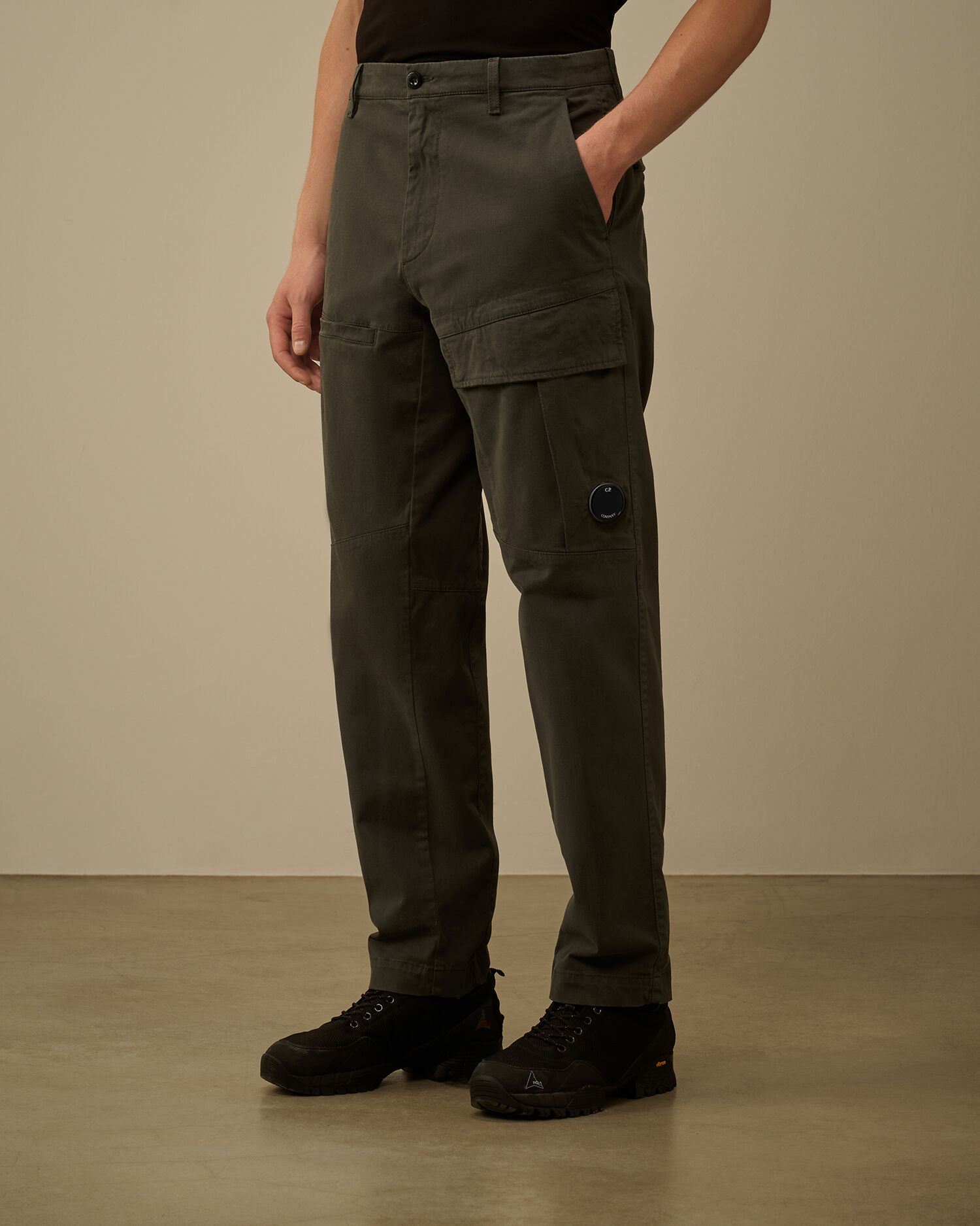 Stretch Sateen Loose Cargo Pants - 3