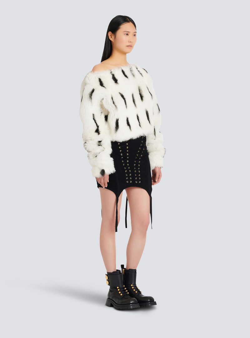 Off-the-shoulder crop top 5