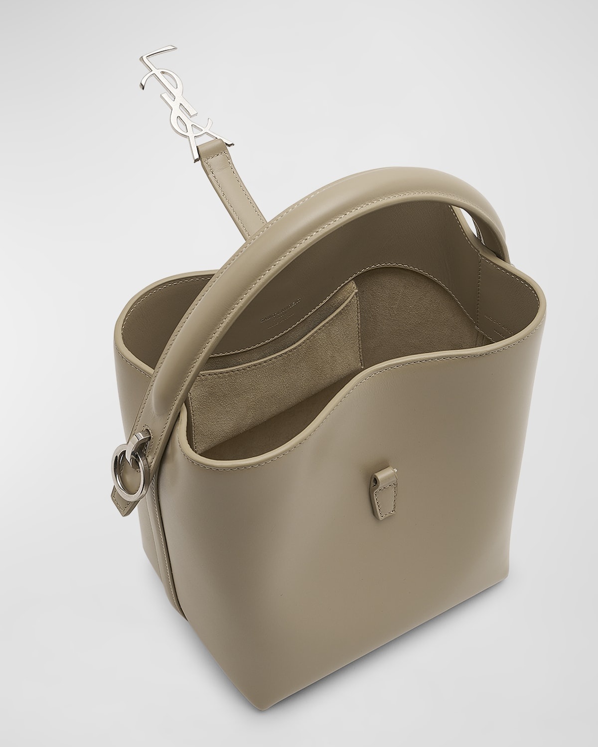 Le 37 Small YSL Bucket Bag in Spazzolato Leather - 4