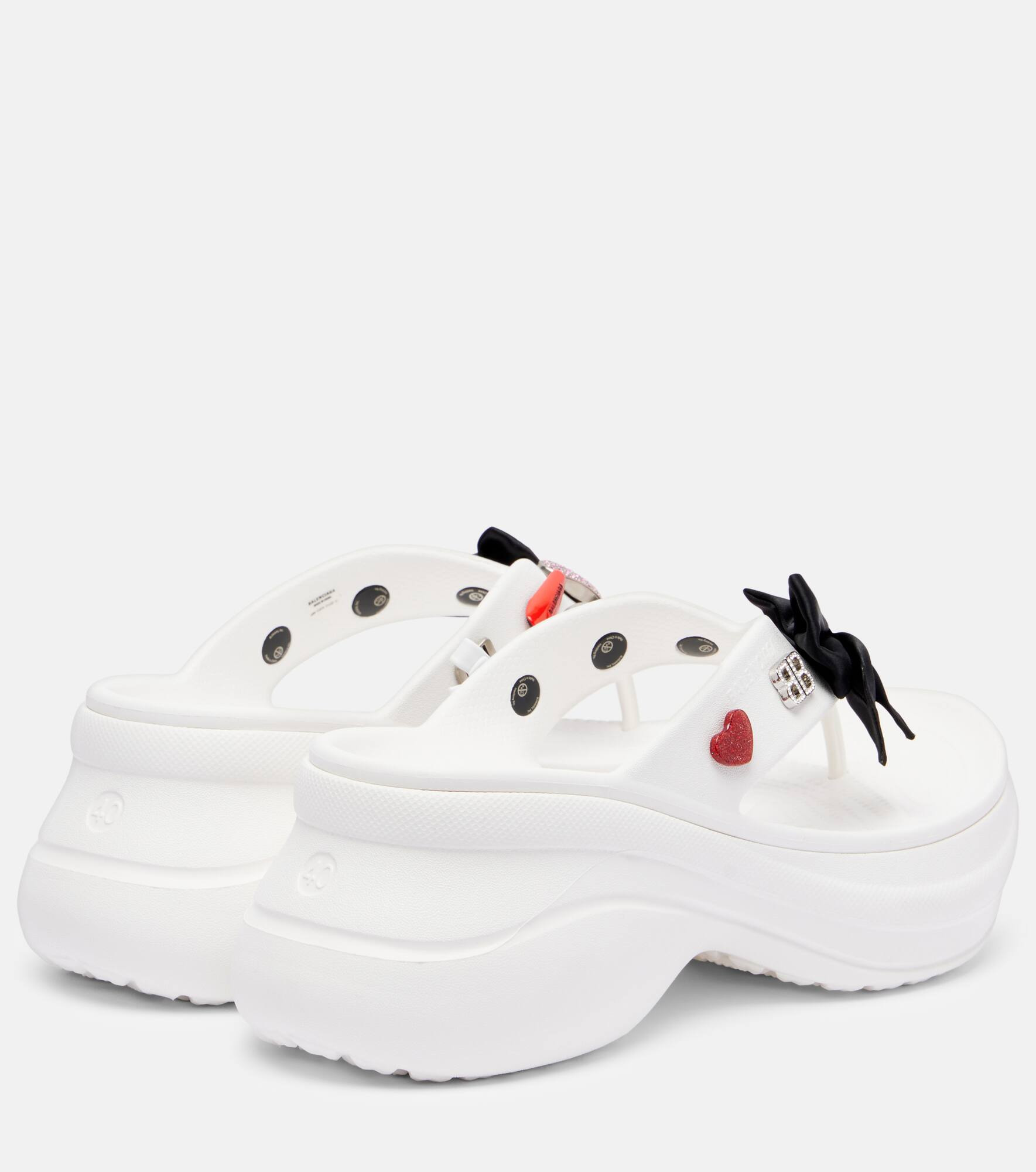 x Crocs thong sandals - 2