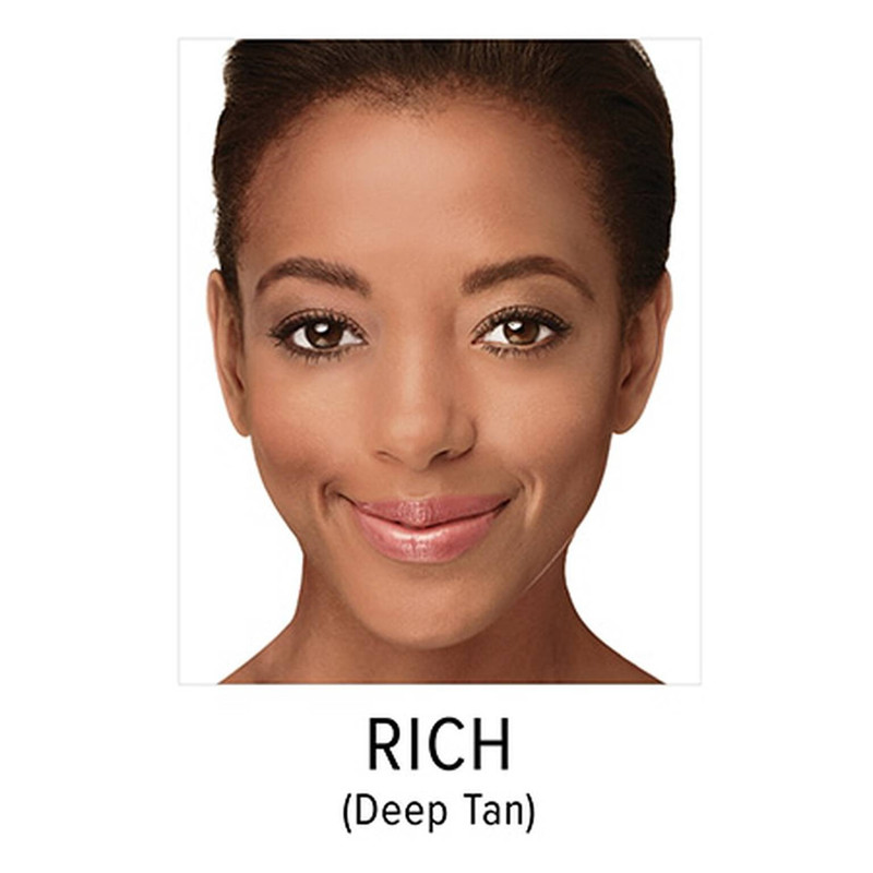 Celebration Foundation Illumination Full Coverage Powder Foundation 4
