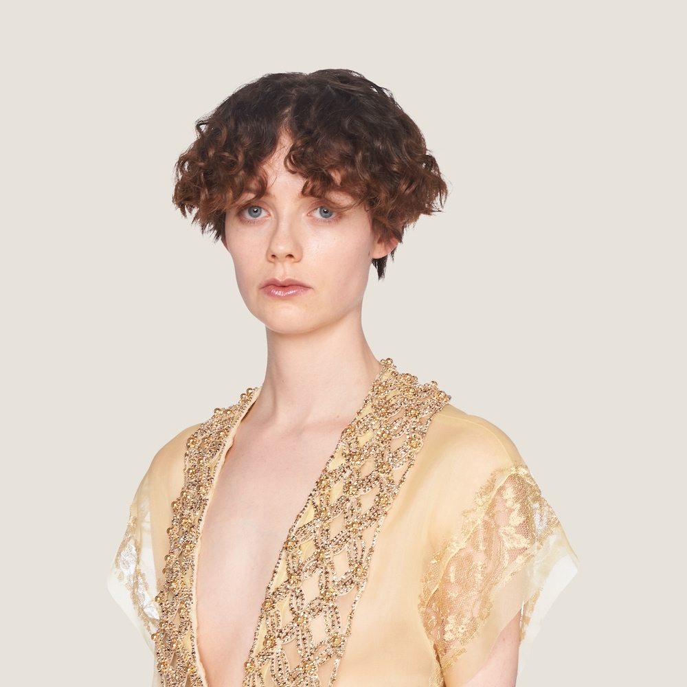 Embroidered Chantilly lace dress - 3