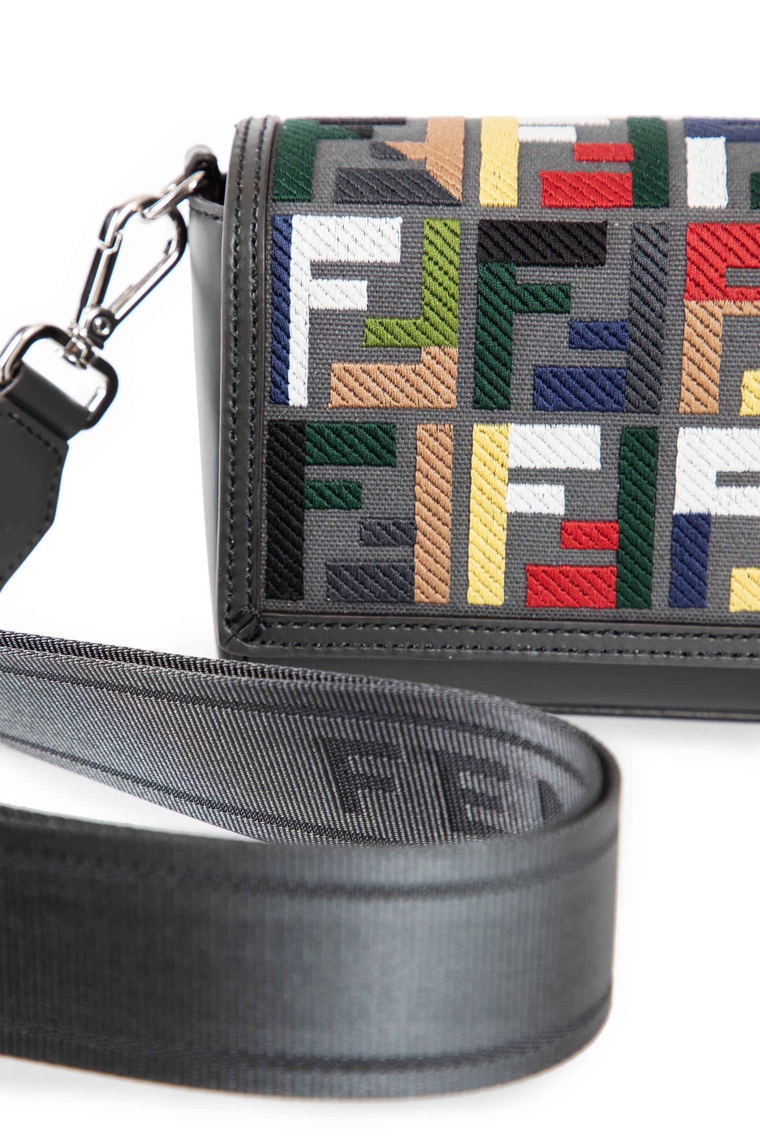 FENDI Ff-Compact-Canvas-Bag | antonioli | REVERSIBLE
