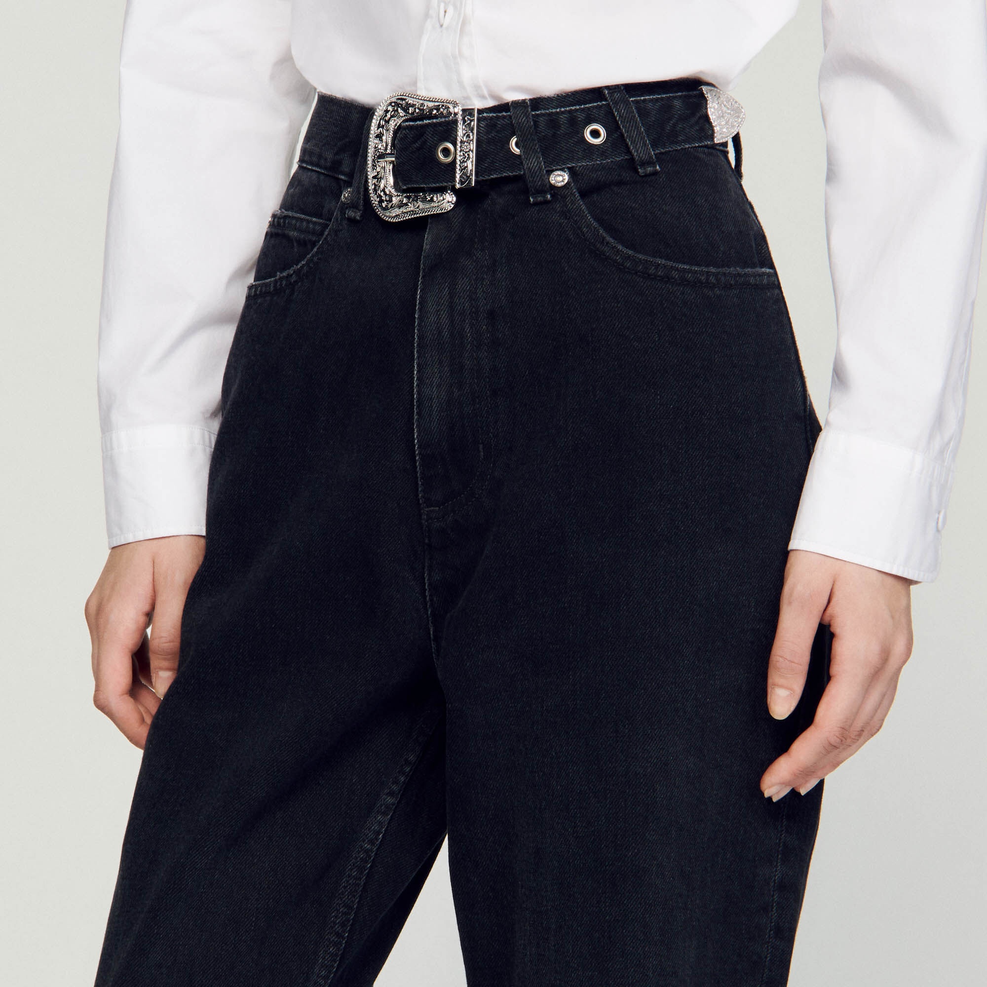 JEANS WITH WESTERN BELT - 4