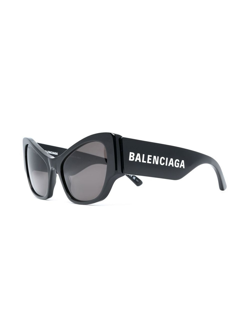 BALENCIAGA enamelled-logo cat-eye frame sunglasses outlook