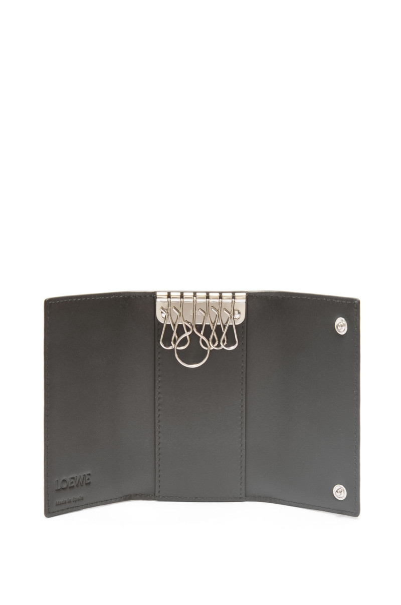Loewe Key case in soft grained calfskin outlook