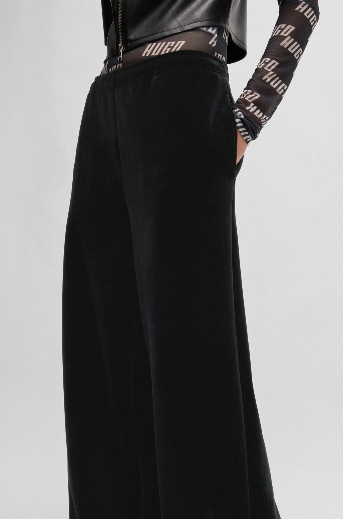 RELAXED-FIT TRACKSUIT BOTTOMS IN STRETCH VELOUR - 5