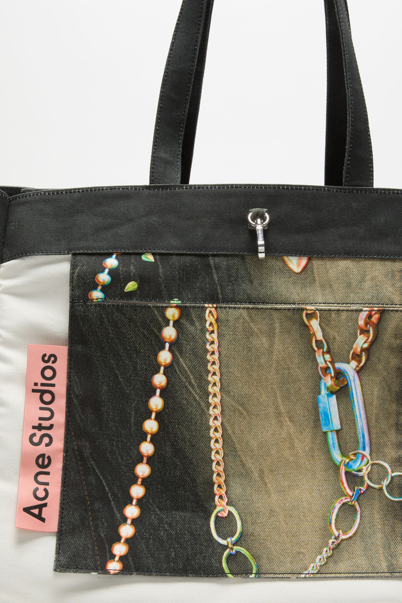 Logo tote - Year of the Horse - Black/multi 6