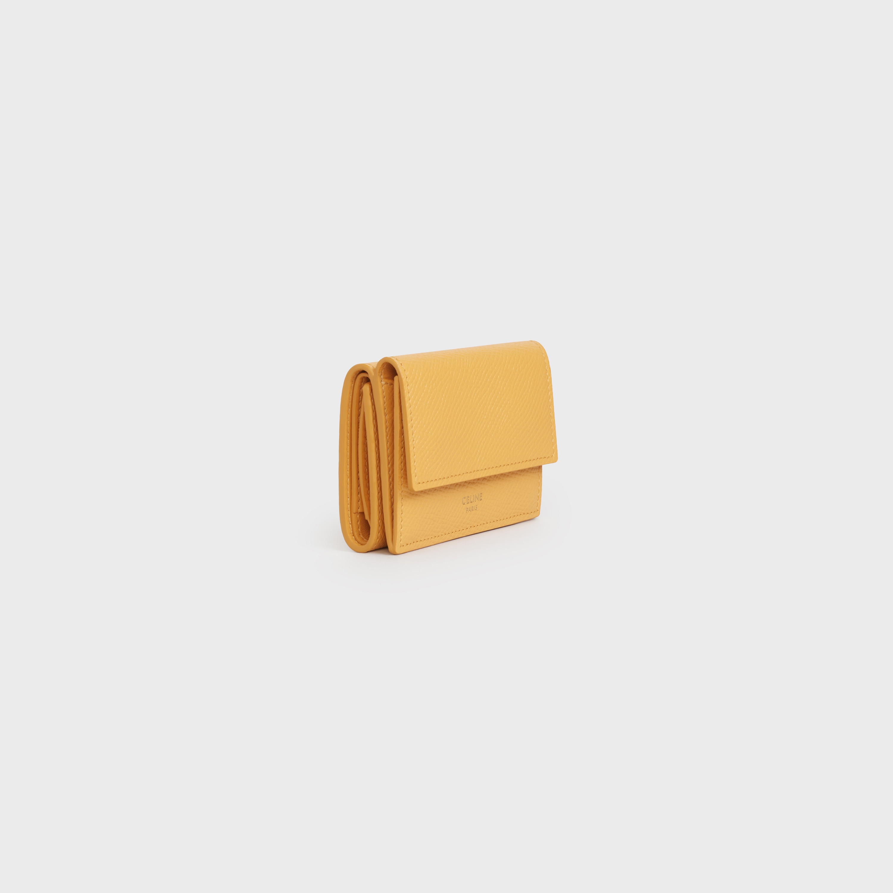 Folded Wallet in Grained Calfskin - 2