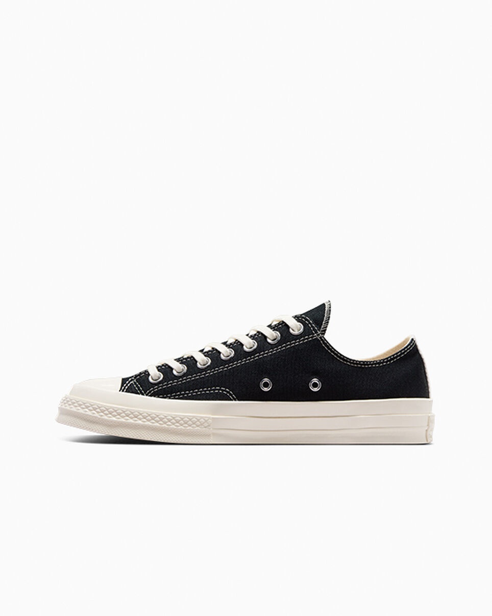 PLAY Comme des Garçons Single Heart Chuck 70 - 2