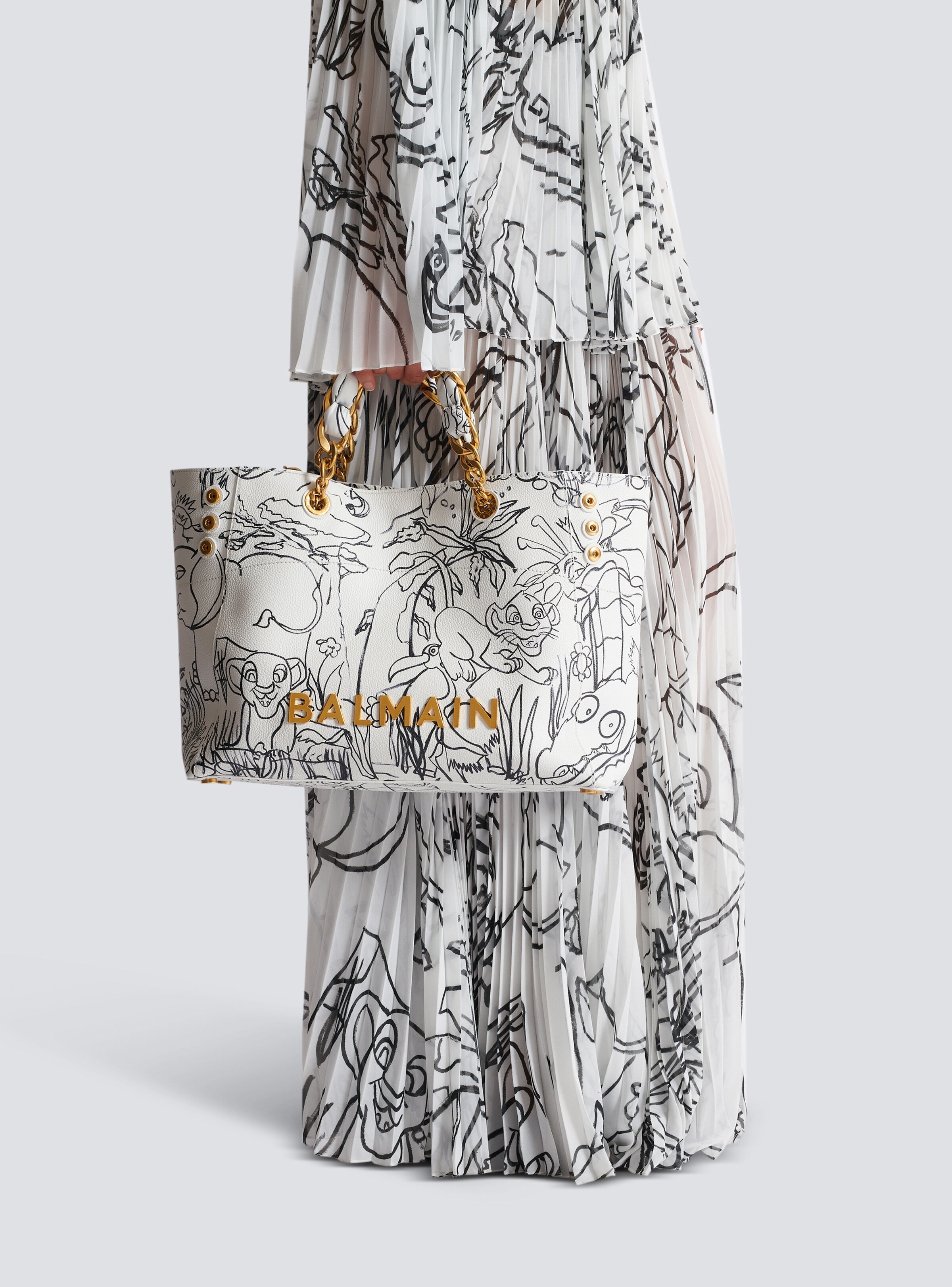 Disney x Balmain: The Lion King - 1945 Soft tote bag in Enfant Précoce print - 8