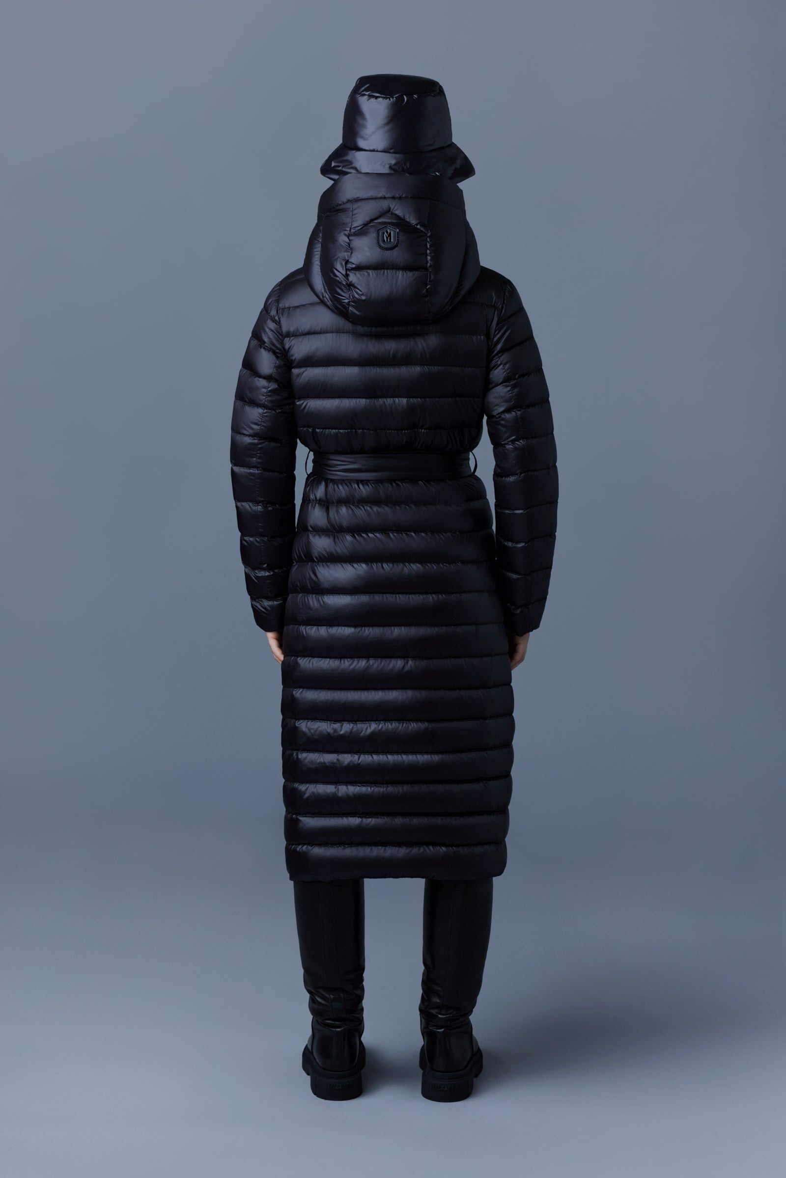 PORTIA Ultralight sateen down coat with tunnel hood for ladies - 4
