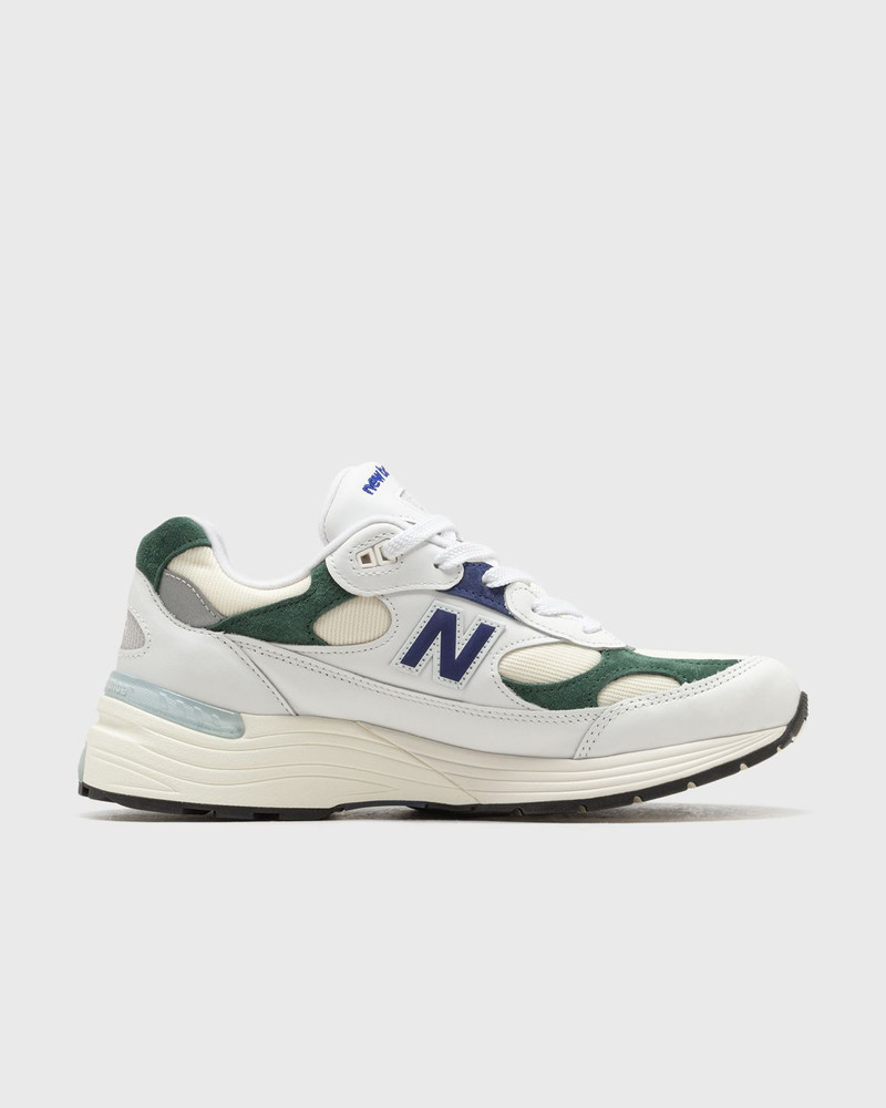 New Balance 992 outlook