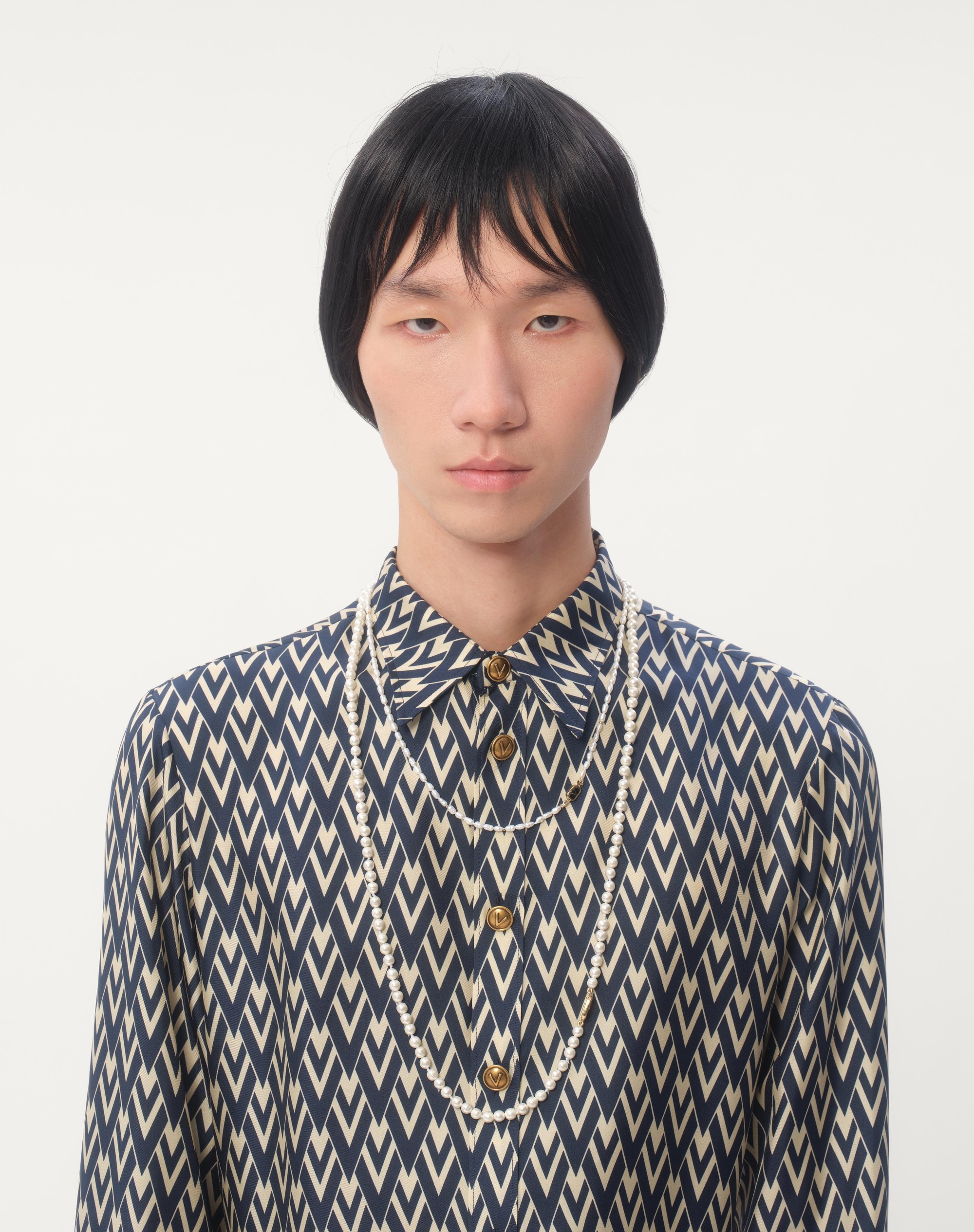 SILK TWILL SHIRT WITH TOUTE LA V PRINT - 4