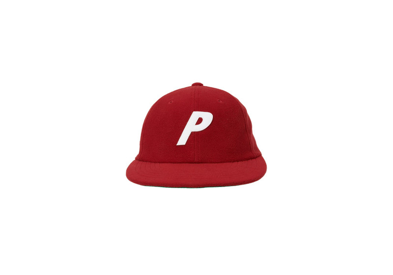 PALACE FLEECE PAL HAT BURGUNDY outlook