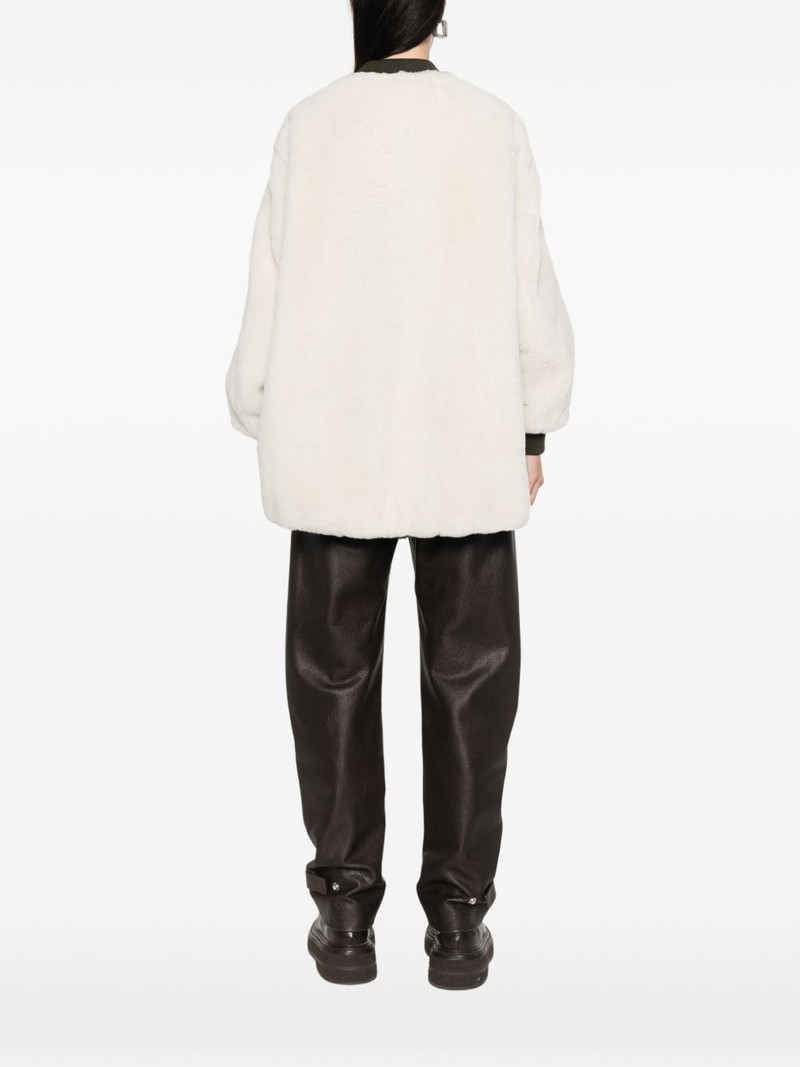 zip-fastening coat 4