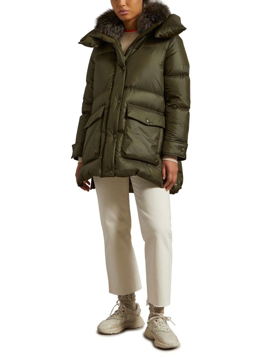 3/4-length puffer jacket made from a water-resistant technical fabric with a fox fur collar - 2