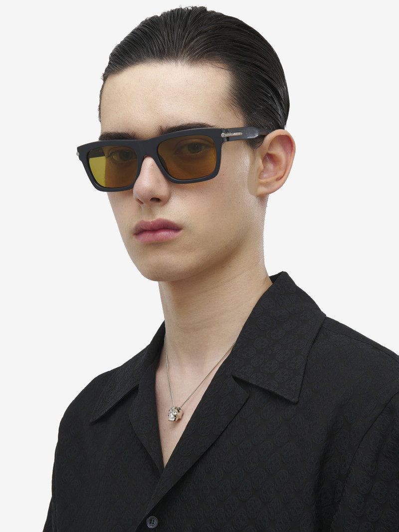 Alexander McQueen City T-Bar Rectangular Sunglasses outlook