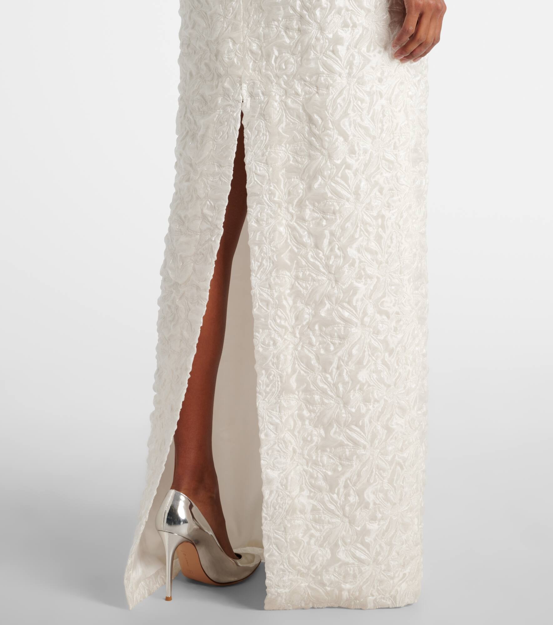 Robin floral jacquard gown - 5