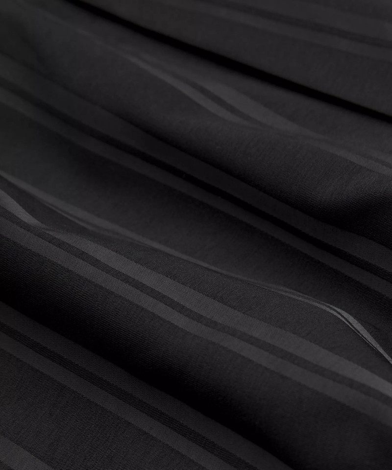 Satin Stripe Linerless Short 7" 8