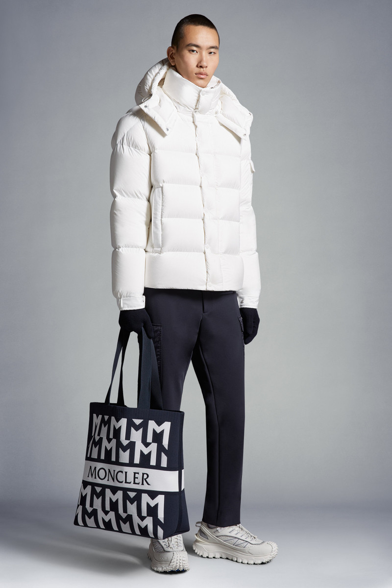 Moncler Monogram Knit Tote Bag outlook