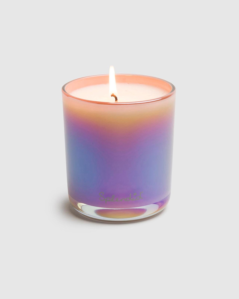Splendid Cashmere & White Amber Candle outlook