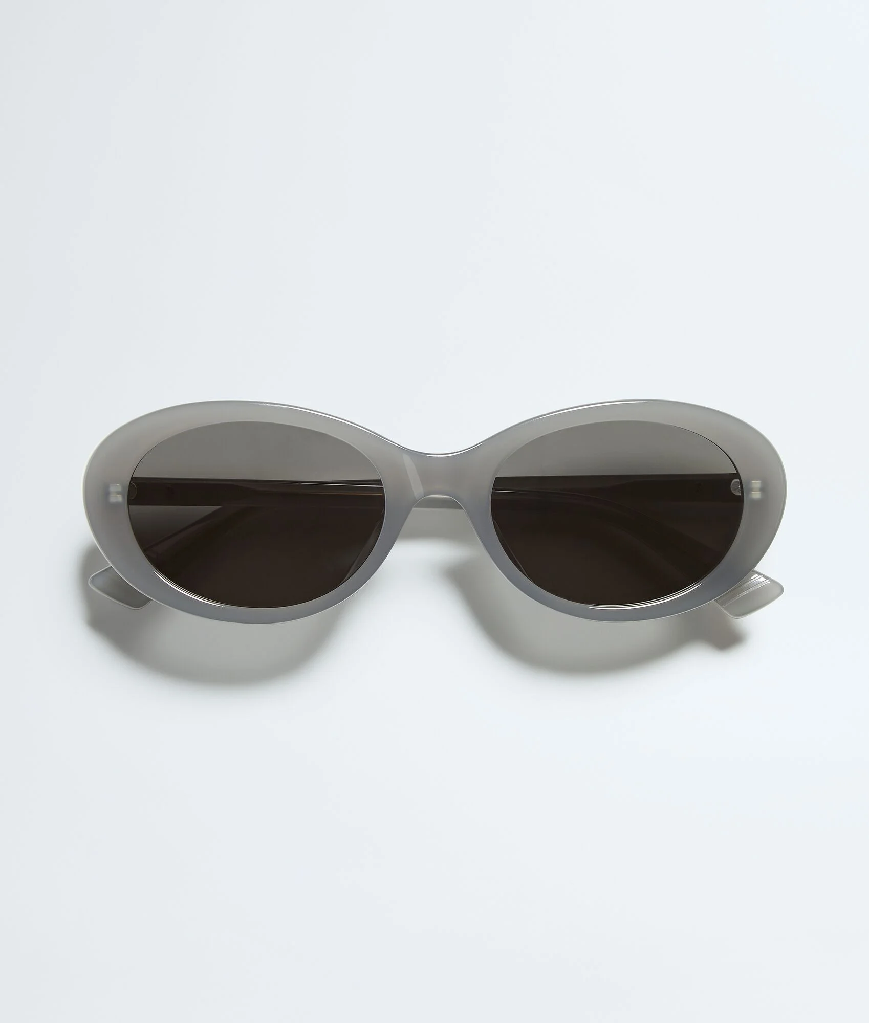 BV1415SK Classic Oval Sunglasses - 1