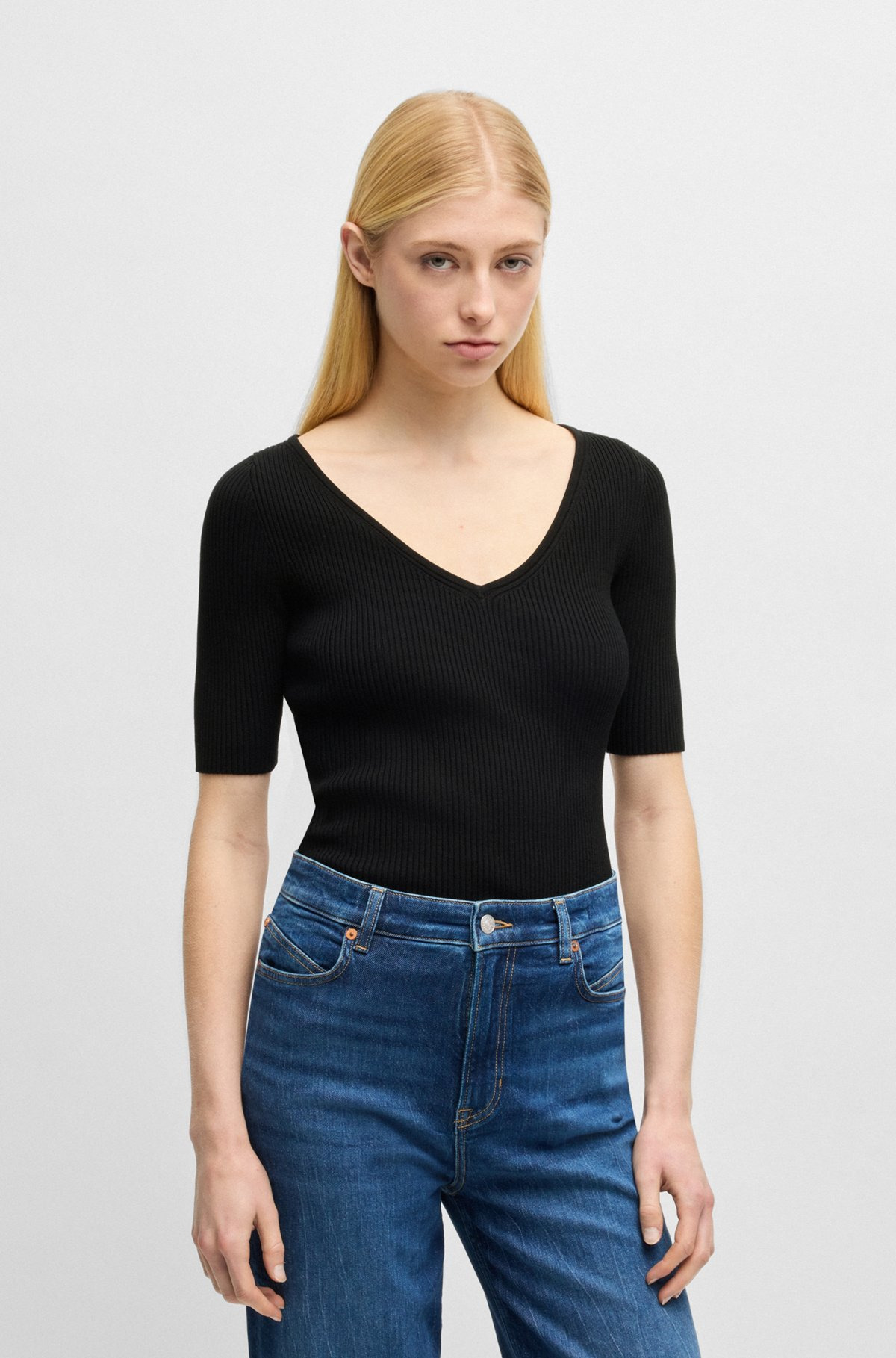 KNITTED SWEATER WITH V NECKLINE IN SLIM FIT - 2