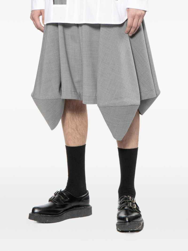 flapped shorts 3