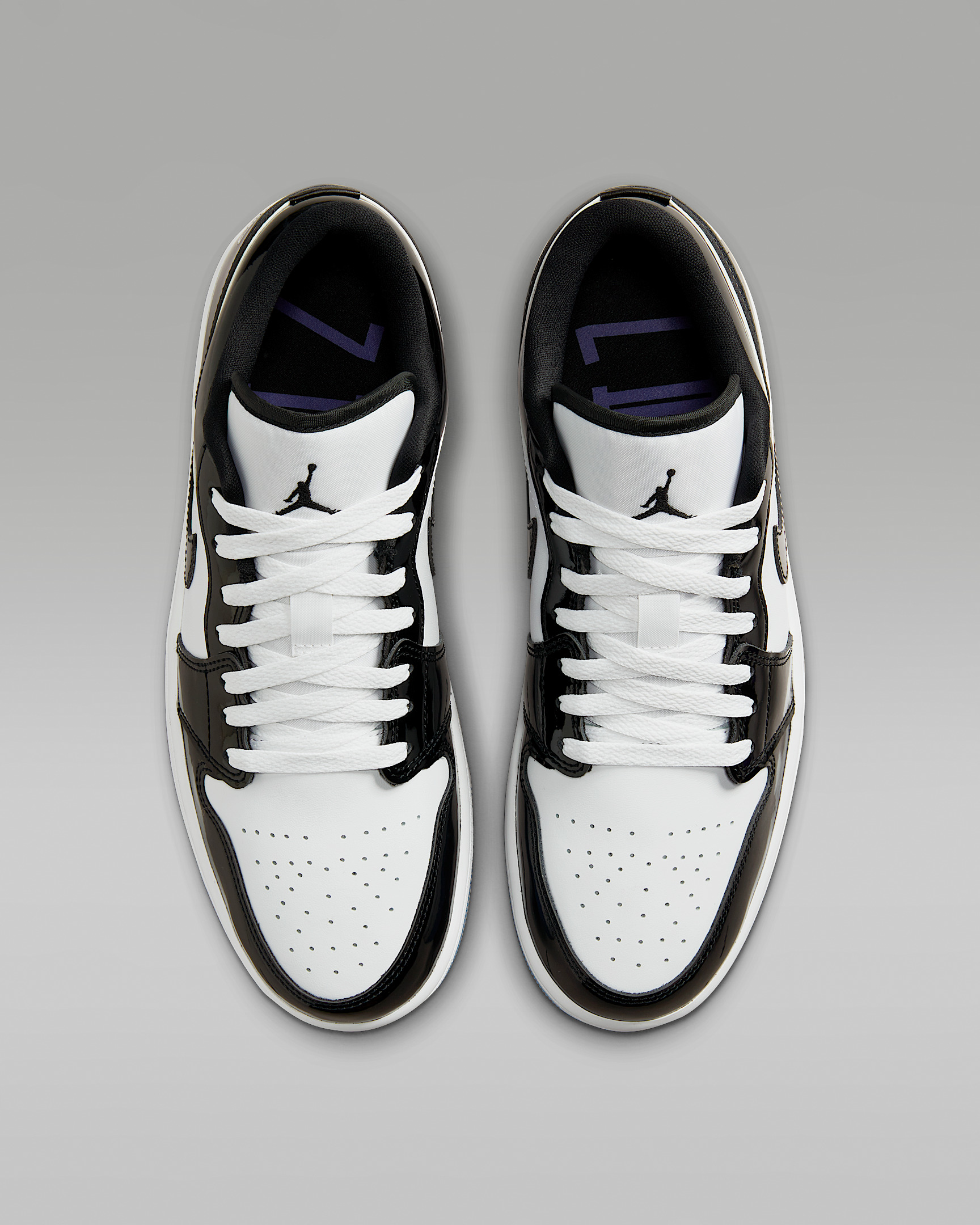Air Jordan 1 Low SE Men's Shoes - 4