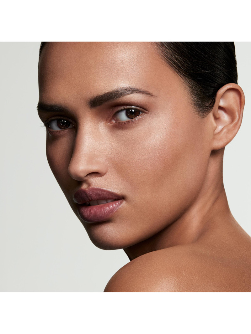 Women's Traceless Soft Matte Foundation - 5.6 Ivory Bisque 3