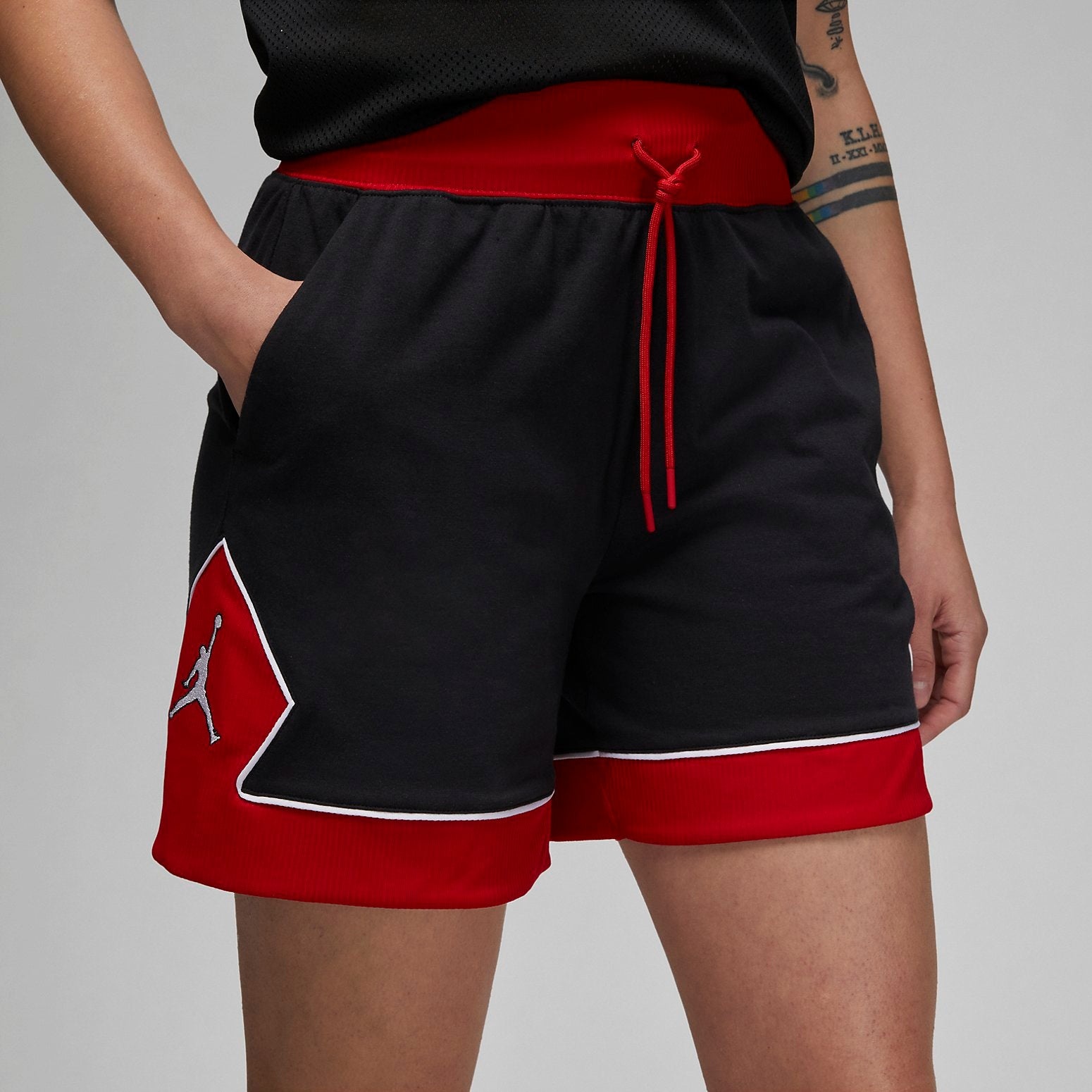 (WMNS) Air Jordan Diamond Short 'Black Red' DZ3352-010 - 2