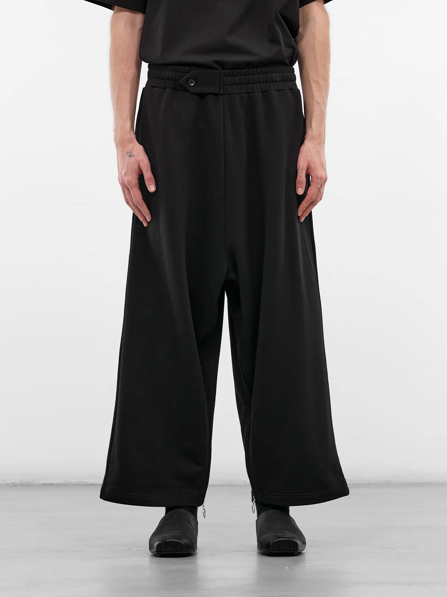 Black Cotton Apron Sweatpants - 1